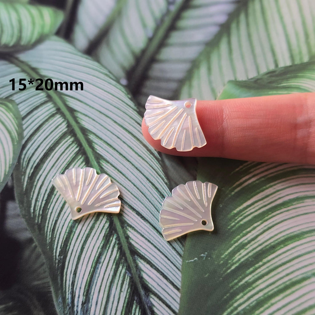 Leaf Shape Shell Pendant, Pearl Oyster Pendant, Shell Charm, Earring Making Findings, Jewelry Making Findings RY065