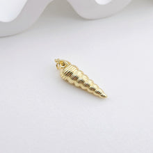 Load image into Gallery viewer, Gold Marine Life Pendant, 18k Gold Plated Brass Charm, Polish Gold Shell Pendant, Starfish Charm, Necklace Making, Jewelry Findings S1299