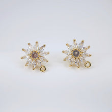 تحميل الصورة إلى عارض المعرض، أقراط على شكل زهرة من الزركونيا المكعبة، مطلية بالذهب مع حلقة، مضادة للحساسية، أدوات يدوية الصنع، لوازم صنع الأقراط بنفسك D0031