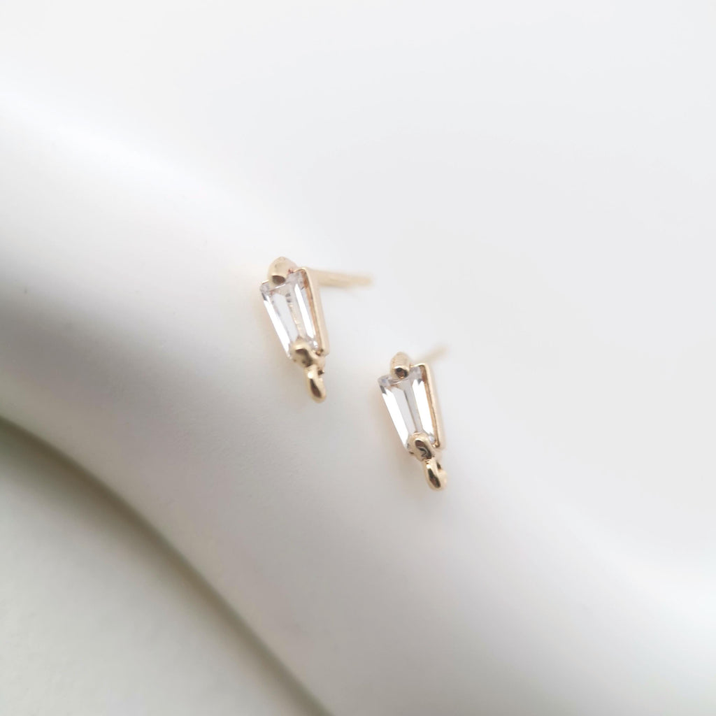 10 قطع من دبابيس الأذن الصغيرة المستطيلة مع حلقات، دبوس أذن من الفضة S925، خالية من النيكل، أحجار كريمة من الزركون مطلية بالذهب عيار 18 قيراطًا، ZX040