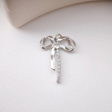 Load image into Gallery viewer, CZ Pave Bow Tie Charm, Cubic Zircon Crystal Bow Tie Pendant, Bracelet Necklace Pendant,  Gold Plated, Jewelry Findings S1202