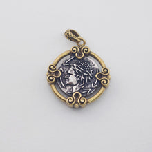 Load image into Gallery viewer, Antique Silver Portrait Pendant, Round Charm, Oval Charm, Necklace Making Charm, Jewelry Findings S1148