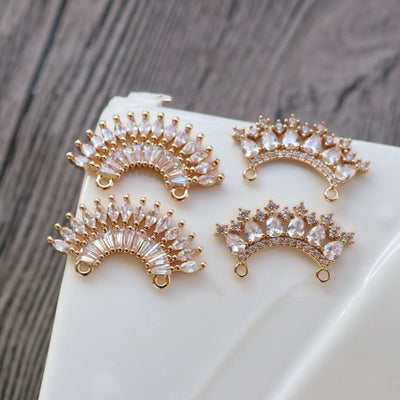 CZ Pave Crown-shaped Charm, Cubic Zircon Crystal Pendant, Bracelet Necklace Pendant, 14K Real Gold Plated, Jewelry Findings HL034-F183