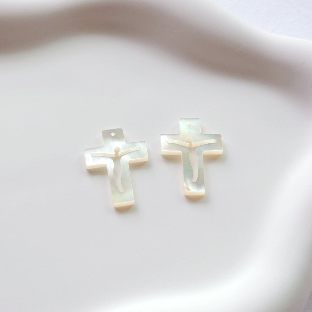 Cross White Mother-of-Pearl, MOP Shell Pendant, Cutout White Nacre, Shell Charm, Mother of Pearl Jewelry Making Findings RY002