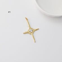 Cargar imagen en el visor de la galería, Dijes de cruz, colgante de cruz con pavé de circonitas, latón chapado en oro de 18 quilates, dijes para hacer collares, accesorios de joyería