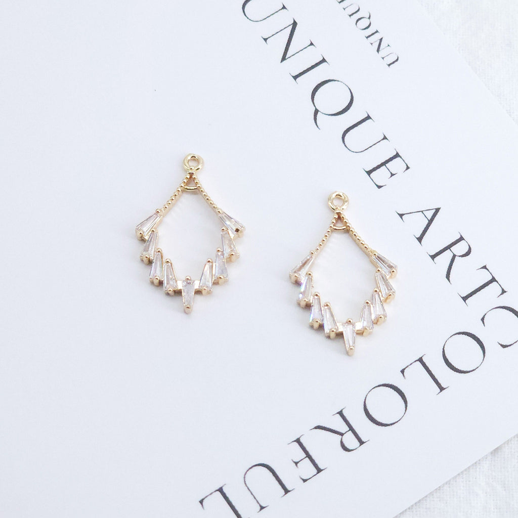 CZ Pave Fan Shape Charm, Cubic Zircon Crystal Fan Pendant, CZ Earring Charms,  Gold Plated Brass Earring Charms, Jewelry Findings HL058-F035
