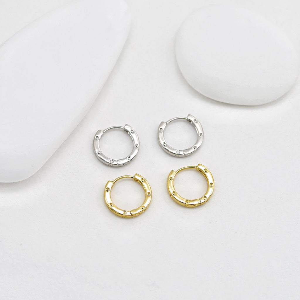 Minimalist Ear Hoops, Round Hoops, 16.3mm, 18K Gold Plated Leverback Earrings, Huggie Hoops Earring D0519