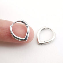 Load image into Gallery viewer, 18K Gold Plated Drop Hoop Earring, Huggie Hoops Earring Parts, Spring Ear Hoops, 15.8*13.5mm, hoop earrings D0105