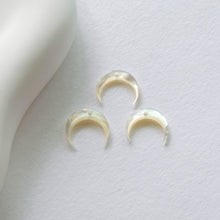 Load image into Gallery viewer, Moon Shape White Mother-of-Pearl, MOP Shell Pendant, 3D White Nacre, Ox Horn Shell Charm, Shell Jewelry Making Findings RY051