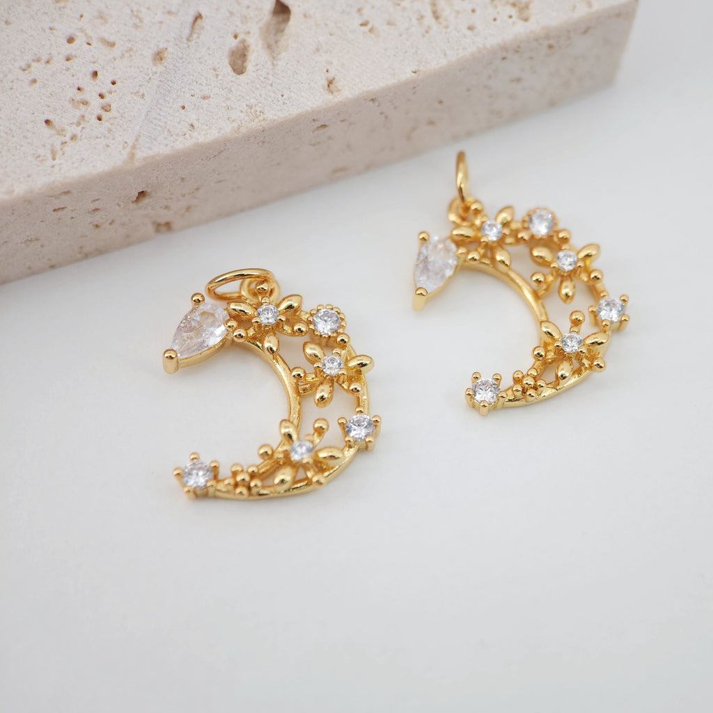 Cubic Crescent Moon Charm, Eye Charm, 18K Gold Plated Moon Pendant, Clear Micro CZ Pave Horn Charms, Jewelry Findings S774