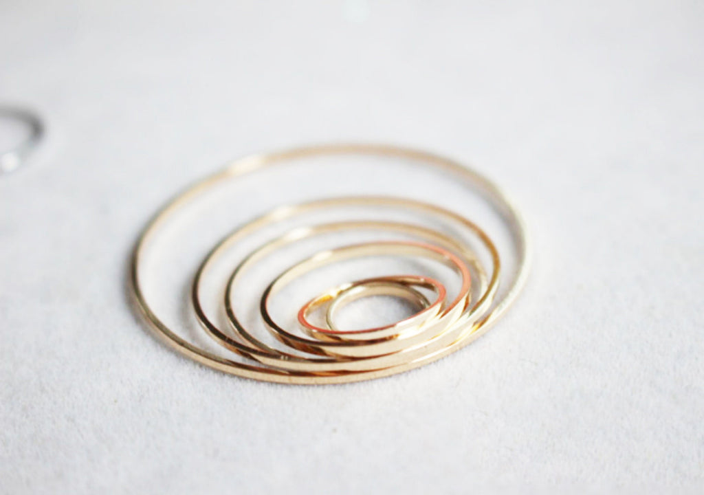 10pcs- 14K Gold Plated Circle Pendant , 8/15/20/25/30/40mm, Nickel Free Circle Charm, Connectors, DIY Jewelry Making Findings JY025