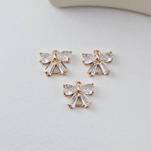 Load image into Gallery viewer, 2pcs CZ Pave Bow Tie Charm, Cubic Zircon Crystal Bow Tie Pendant, Necklace Pendant, 18K Real Gold Plated, Jewelry Findings D0303