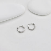 Load image into Gallery viewer, Twisted Ear Hoops, Round Hoops, 13.6mm, 18K Gold Plated Leverback Earrings, Huggie Hoops Earring D0522