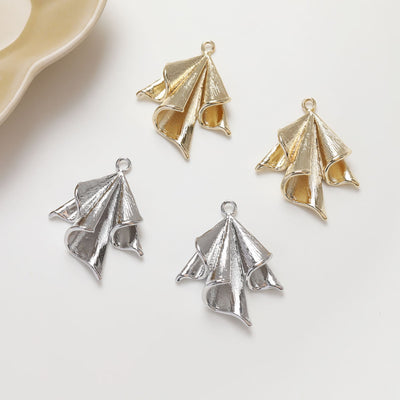 Wrinkled Pendant, Pleted Charm, Wedding Pendant, 14K Gold Plated, Necklace Making Charms, Jewelry Findings ZZ041