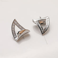 Cargar imagen en el visor de la galería, Pendientes de botón con diseño de velero, oro/plata de 14 quilates, circonitas pavé, plata de ley 925, sin níquel, con aro JG071