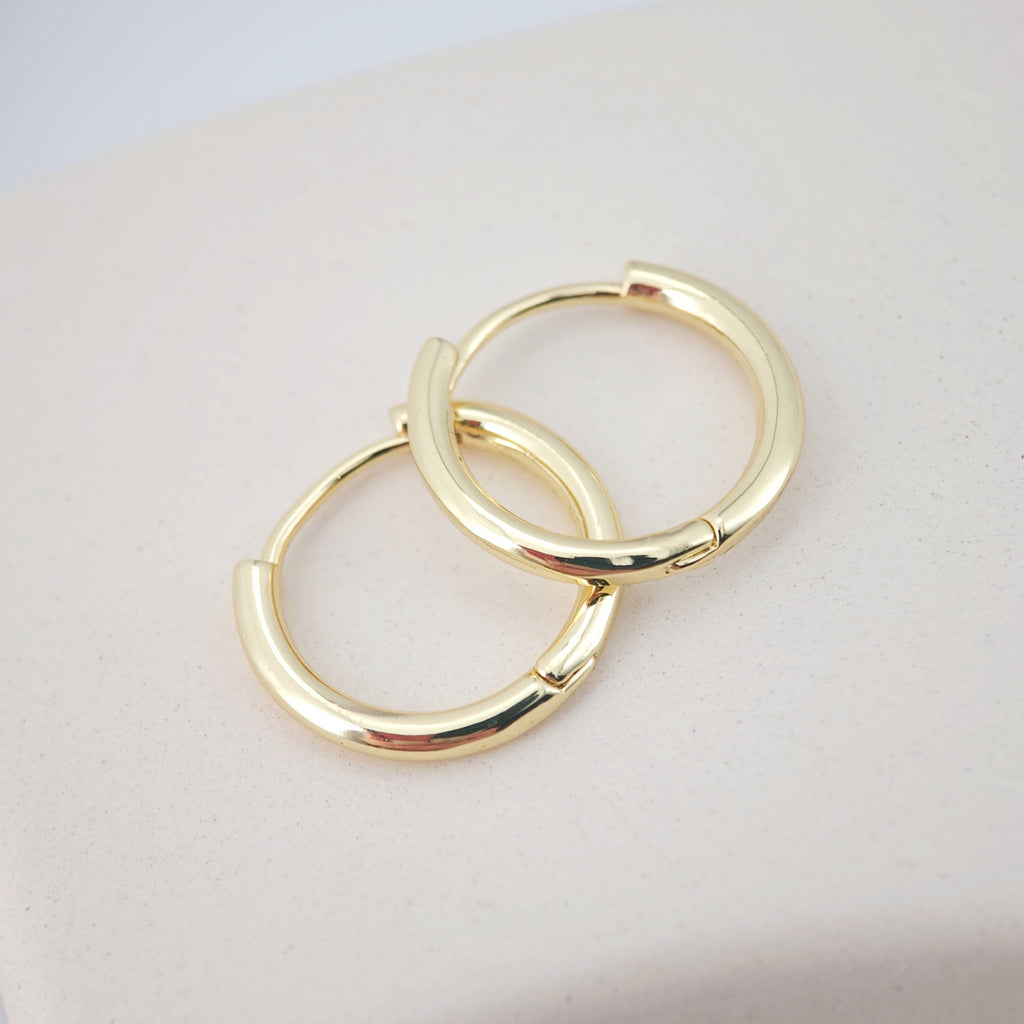 4PCS Huggie Hoops Earring Hoop, 18K Gold Plated Leverback Ear Hoops, Gold Earring Making Findings for Jewelry Making D0151