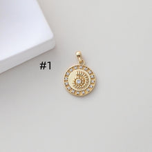 Load image into Gallery viewer, Gold Plated Seashell Charm, Round Seashell Pendant, 18k Gold Plated Brass, Bracelet Making, Jewelry Findings S1312