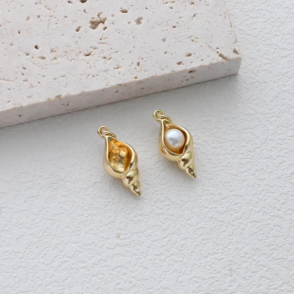 Gold Marine Life Pendant, 18k Gold Plated Brass Charm, Polish Gold Shell Pendant, Conch Pendant, Necklace Making, Jewelry Findings S1301