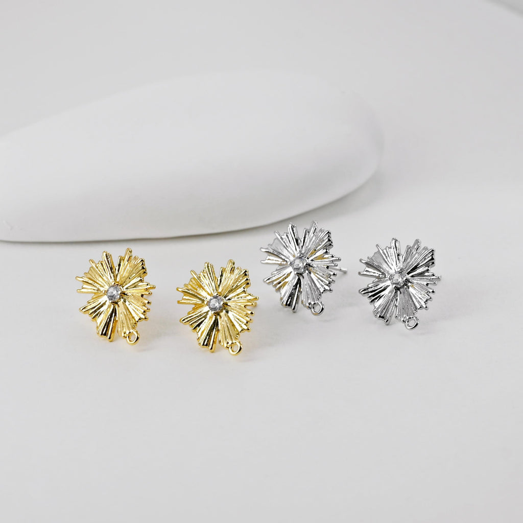 Poste para pendientes con flor plisada, pendiente de botón de latón chapado en oro auténtico de 18 quilates con aro, pasador de plata S925, pavé de circonitas, sin níquel, fornitura para pendientes D0408