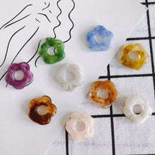 Load image into Gallery viewer, 10pcs Cute Flower Pendant, Resin Pendant for Jewelry Making, DIY Beads Finding MY118