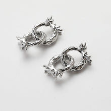 Load image into Gallery viewer, Double Loop Clasp, Dragon, Necklace Connector, 14K Gold/Silver Plated, Neckalce Bracelet Making Pendant, Jewelry Supply Finding GE127