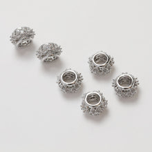 Cargar imagen en el visor de la galería, Cuentas espaciadoras con forma de flor de circonita pavé, chapadas en oro y plata de 14 quilates, cuentas redondas, delicadas cuentas para hacer aretes, accesorio de joyería GZ267