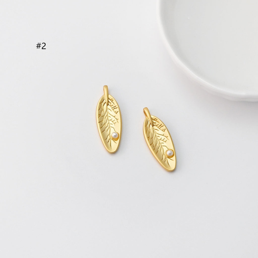 Gold Feather Charm, Dainty Matte Gold Plated Feather Pendant, Necklace Bracelet Earring Making