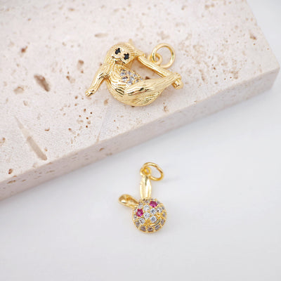 Sloth Charm, 18K Gold Plated Sloth Pendant, 16.4mm, 3D Sloth Animal Necklace Charm, Jewelry Findings S358