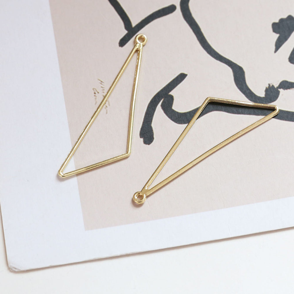 10 colgantes calados con aro, triángulo, diamante, rectangular, chapado en oro de 18 quilates, BY017