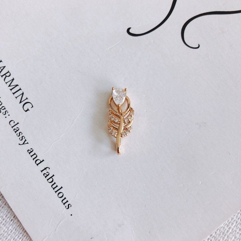 10pcs CZ Pave Leaves Charm, Cubic Zircon Crystal Leaf Pendant, Bracelet Necklace Pendant, Gold Plated Charm,Jewelry Findings MY034-F121