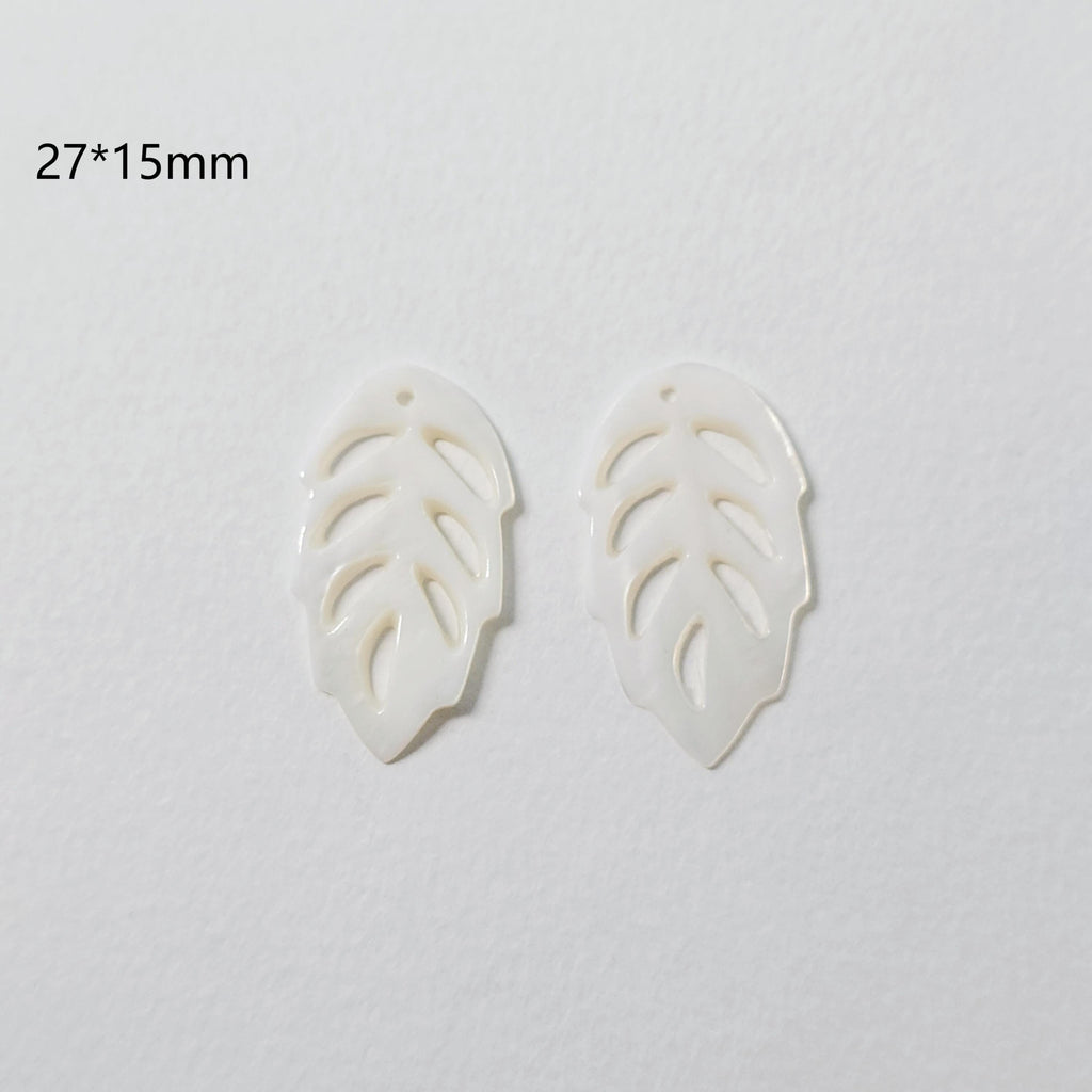 10 colgantes de concha en forma de hoja, dijes de concha, accesorios para aretes y bisutería RY056