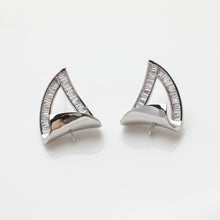 Cargar imagen en el visor de la galería, Pendientes de botón con diseño de velero, oro/plata de 14 quilates, circonitas pavé, plata de ley 925, sin níquel, con aro JG071