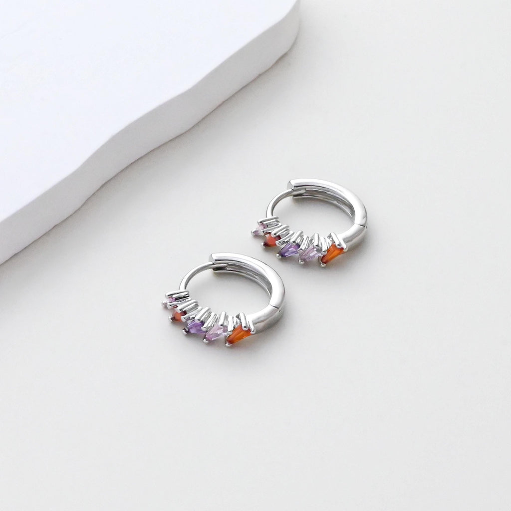 Aro de oreja con hoja arcoíris de circonita cúbica, aro huggie chapado en oro, cierre de palanca, accesorios para pendientes DIY, materiales para pendientes hechos a mano D0532-D0543