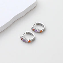 Cargar imagen en el visor de la galería, Aro de oreja con hoja arcoíris de circonita cúbica, aro huggie chapado en oro, cierre de palanca, accesorios para pendientes DIY, materiales para pendientes hechos a mano D0532-D0543