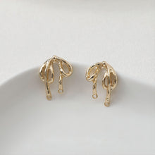 Load image into Gallery viewer, Hammered Bow Tie Earring Post, 14K Gold/Silver, S925 Silver Pin Nickel Free Earrings, Bow Tie Ear Stud with Loop GE008