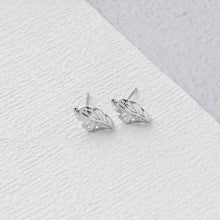 تحميل الصورة إلى عارض المعرض، عمود قرط من ورق الذهب، دبوس من الفضة الاسترلينية 925، أقراط خالية من النيكل، حلقة قرط، نتائج قرط مضادة للحساسية D0432