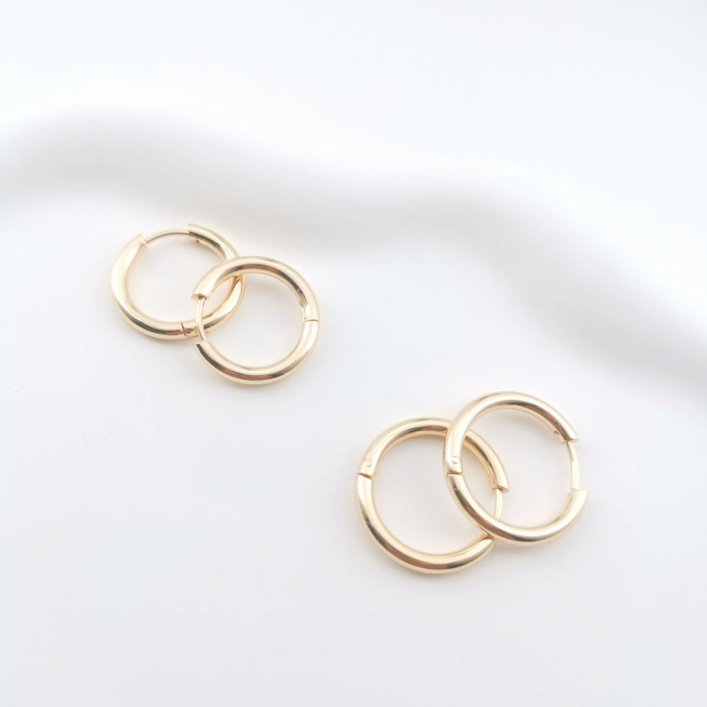 Ear Hoops, 19mm, 21mm, 18K Gold Plated Leverback Earrings, Huggie Hoops Earring ZX091