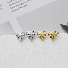 تحميل الصورة إلى عارض المعرض، أقراط على شكل قلب مطروق، مطلية بالذهب عيار 18 قيراطًا، خالية من النيكل، دبوس من الفضة الاسترلينية S925، أقراط أذن مضادة للحساسية، رقم المنتج D0437