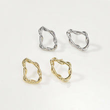 Load image into Gallery viewer, Alien Skeleton Ear Post , S925 Silver Ear Pin Nickel Free, Niche Retro Metallic ,  14K Gold Plated Circle Stud Earring Finding LL152