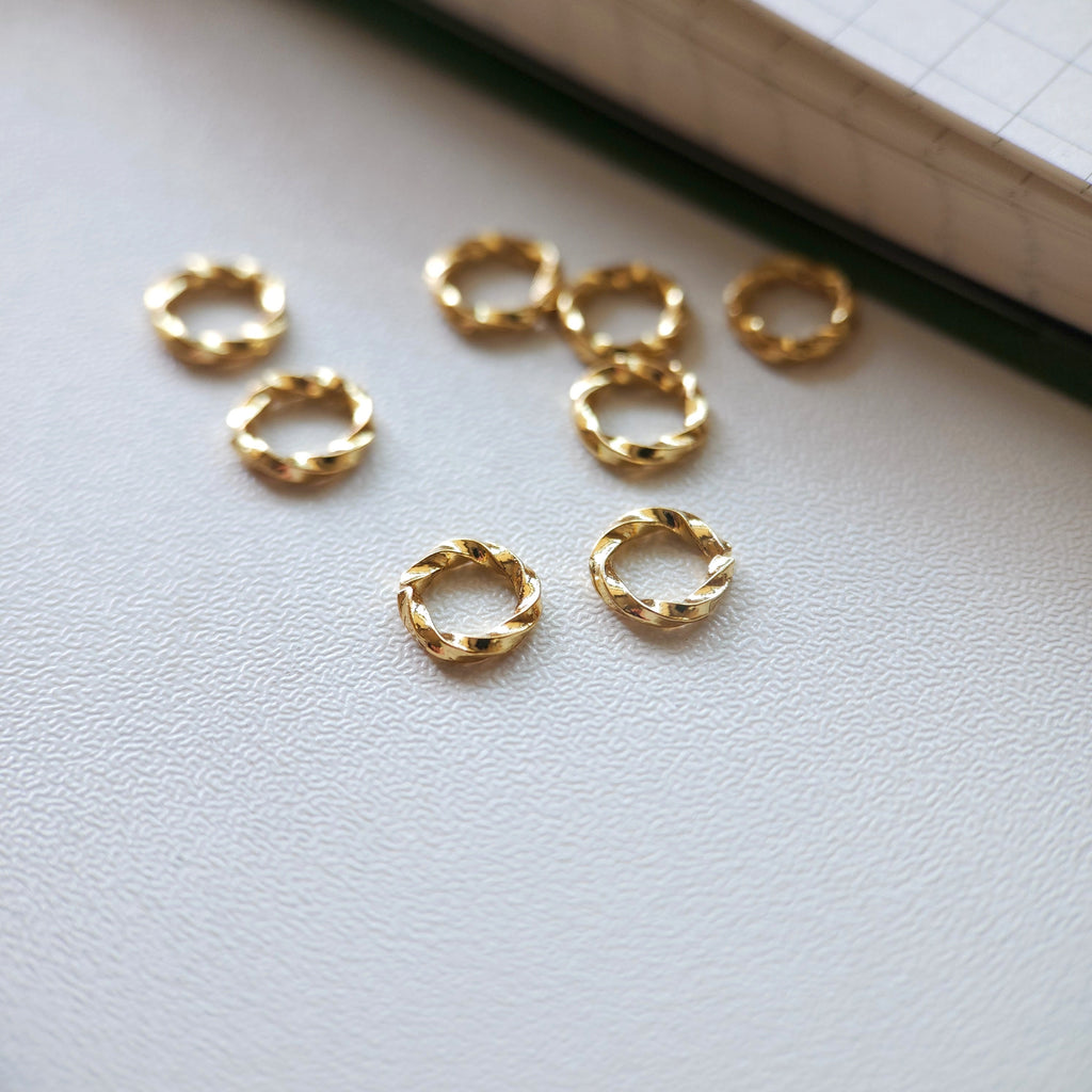 20PCS Thick Open Jump Ring, 18K Shiny Gold Plated Jump Ring Connectors 7mm for Jewelry Making Supply S734