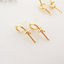 Load image into Gallery viewer, 10pcs Gold Knot Earring Post With Loop, S925 Silver Ear Pin Nickel Free Earrings, Ear Stud Loop, Hypoallergenic Earring Findings ZX071