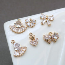 Load image into Gallery viewer, CZ  Fanshaped Charm, Cubic Zircon Crystal Crown Pendant, CZ Earring Charms, Gold Plated Brass Earring Charms, Jewelry Findings HL015-F199