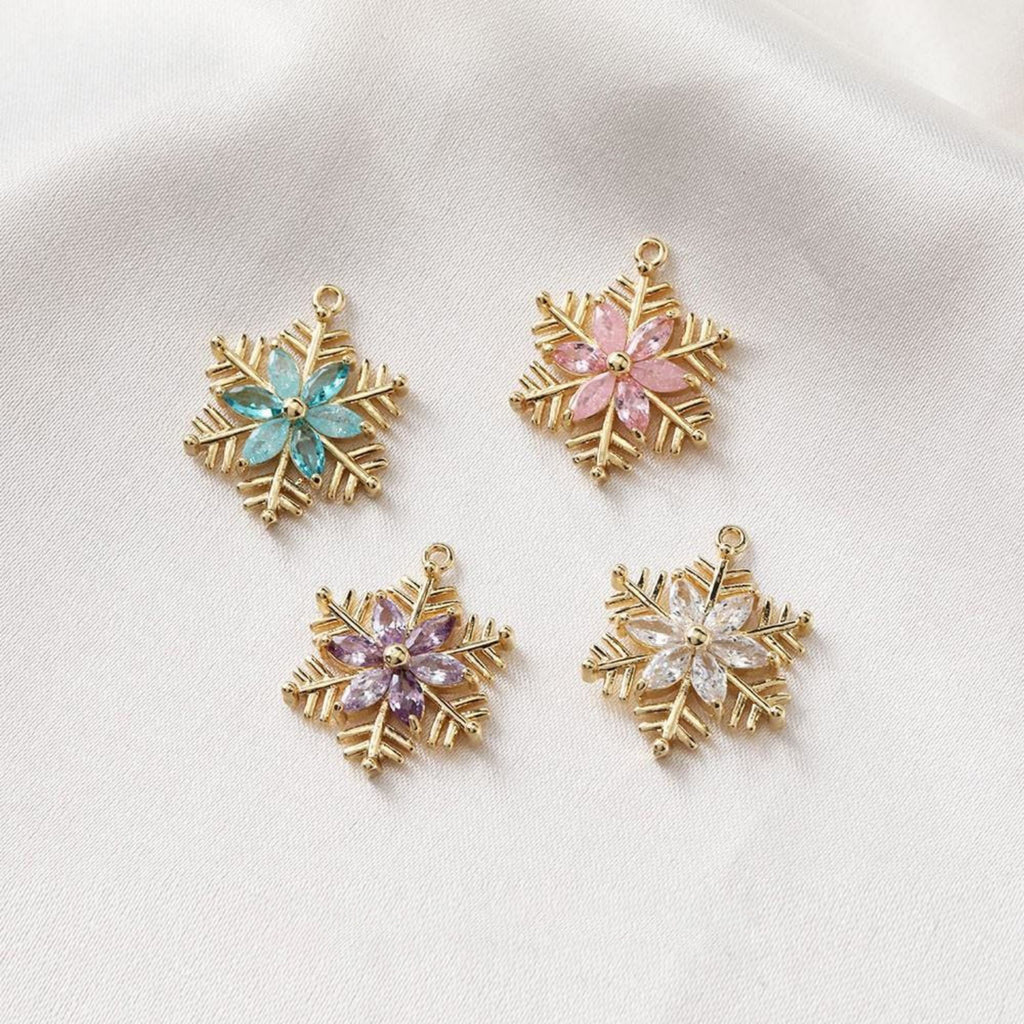 Snowflake Charm, Cubic Zircon Crystal Snowflake Pendant, CZ Earring Charms,  Real Gold Plated  Earring Charms, Jewelry Findings BB039-F015