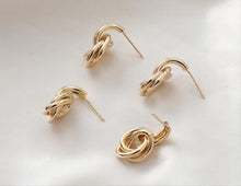 Load image into Gallery viewer, Vintage Multi-Ring Ear Post, S925 Silver Ear Pin Nickel Free Earrings, Gold/Silver Ear Stud, Hypoallergenic Earring Findings G004