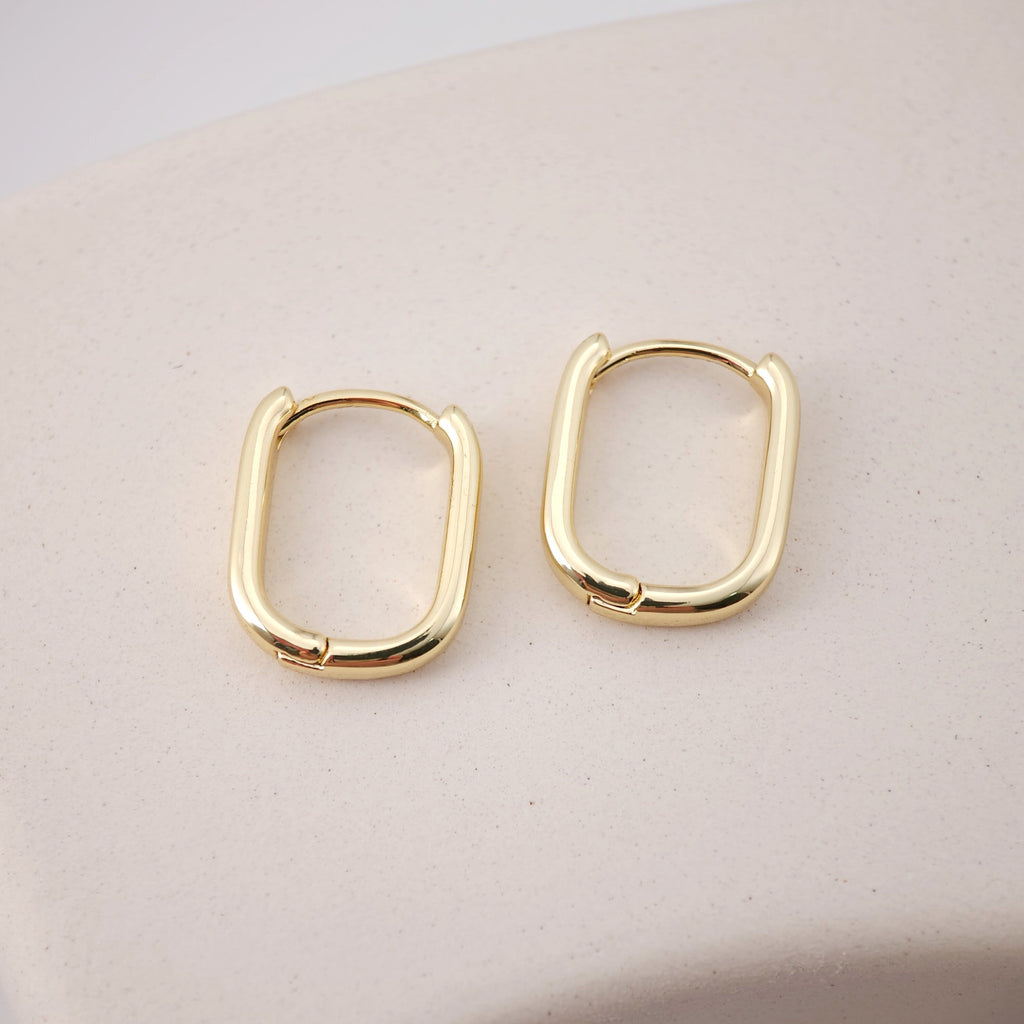 Gold U Shape Hoop Earring, 16.6*14mm, 18K Gold Plated Leverback Earrings, Huggie Hoops Earring D0119