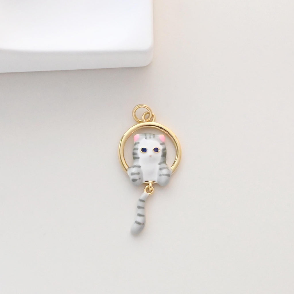 Enamel Kitty Charm, Cat Pendant, Tail Wagging Kitten Pendants, 18K Gold Plated, Necklace Pendant Findings S1323