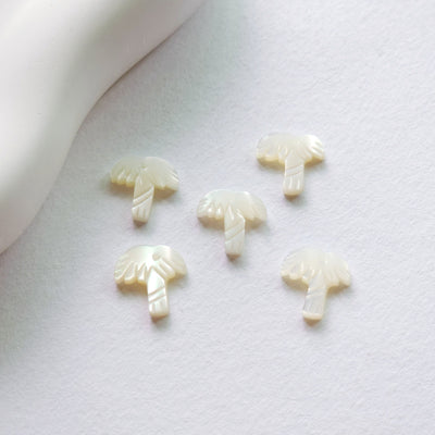 Cocos Shape White Mother-of-Pearl, MOP Shell Pendant, Carved White Nacre, Shell Charm, Mother of Pearl Jewelry Making Findings RY010