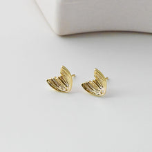 Load image into Gallery viewer, Wing Post Earrings, 11mm, Burshed Gold Earring Post, Hypoallergenic, Earring Findings, Earring Supplies D0422