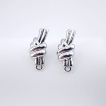 Cargar imagen en el visor de la galería, Pendientes con nudo, pendientes dorados con aro, hipoalergénicos, accesorios para pendientes, materiales hechos a mano D0049