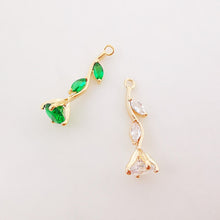 Load image into Gallery viewer, 2PCS CZ Pave Flower Charm, Cubic Zircon Crystal Leaf Pendant, Bracelet Necklace Pendant, Gold Plated Charm, Jewelry Findings B026